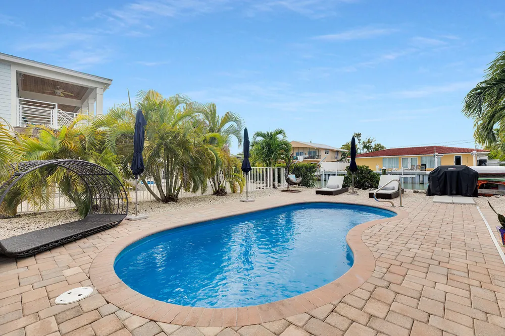219 Sombrero Beach Rd, Marathon, FL 33050