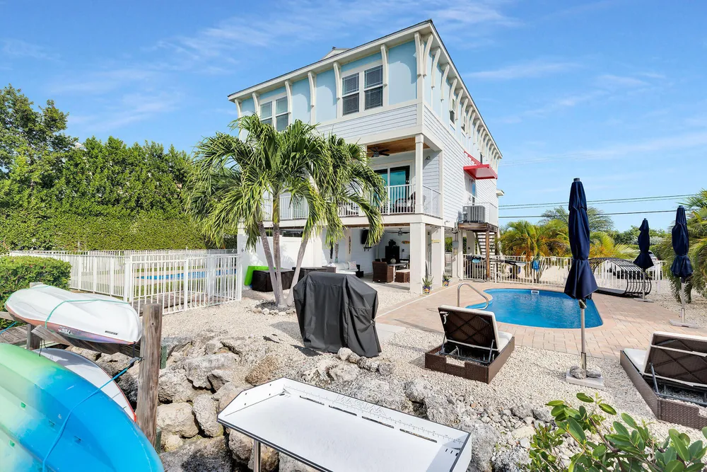219 Sombrero Beach Rd, Marathon, FL 33050