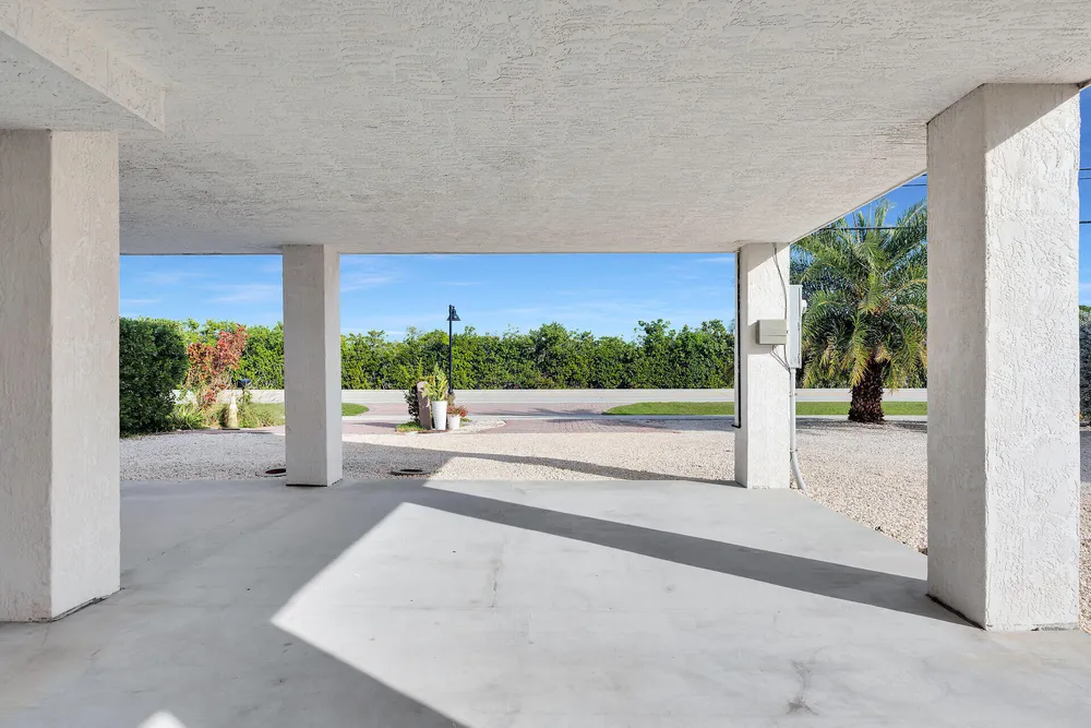 219 Sombrero Beach Rd, Marathon, FL 33050