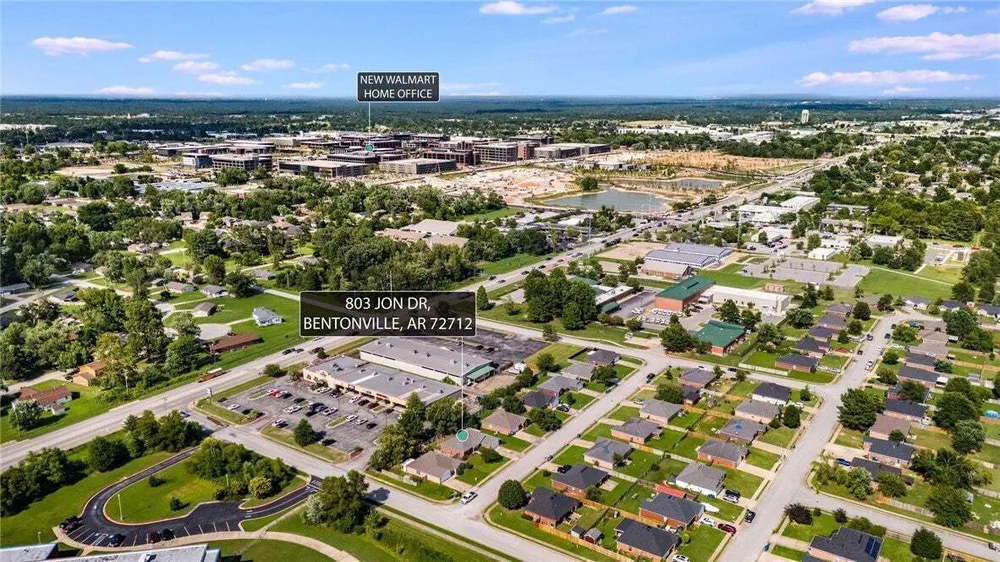803 Jon Dr, Bentonville, AR 72712