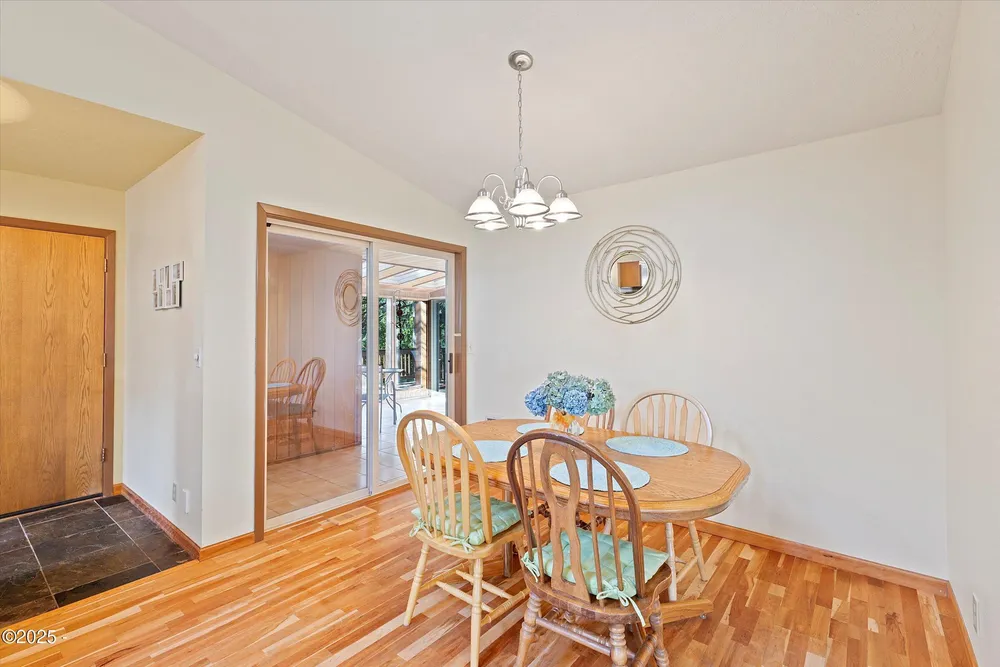 1420 SW Fairway Circle, Waldport, OR 97394