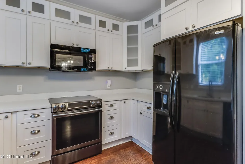 9520 Kalikimaka Pl, Diamondhead, MS 39525