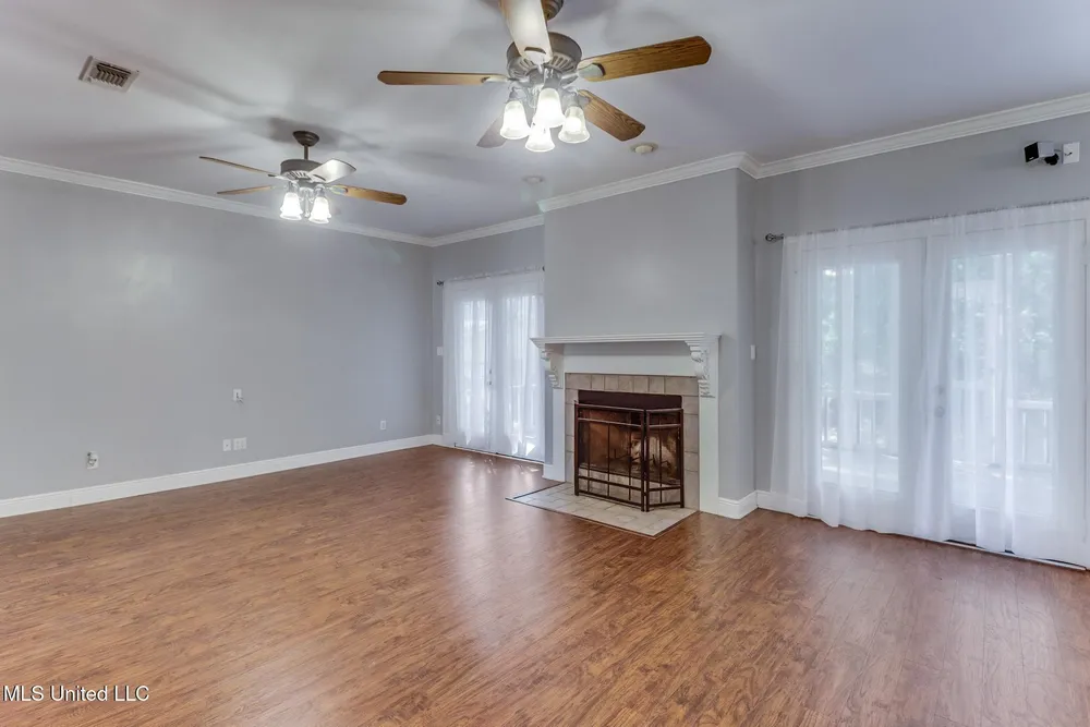 9520 Kalikimaka Pl, Diamondhead, MS 39525