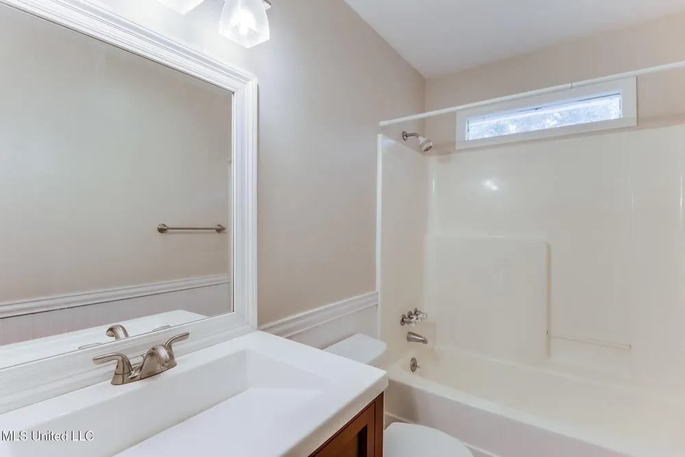 9520 Kalikimaka Pl, Diamondhead, MS 39525
