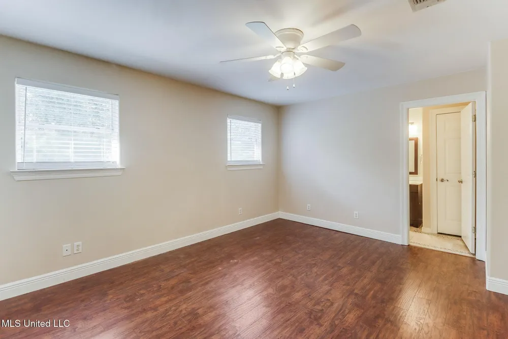 9520 Kalikimaka Pl, Diamondhead, MS 39525