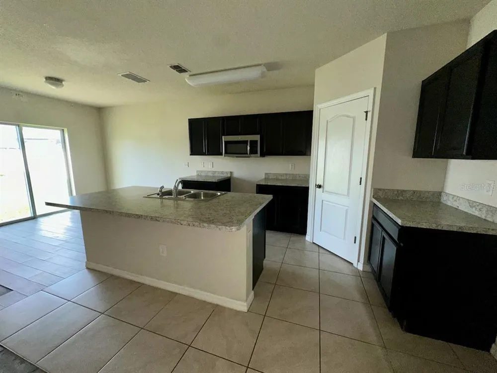 235 Hibiscus St, Winter Haven, FL 33881