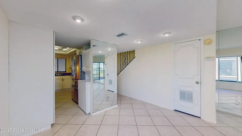 800 S Brevard Ave, Cocoa Beach, FL 32931