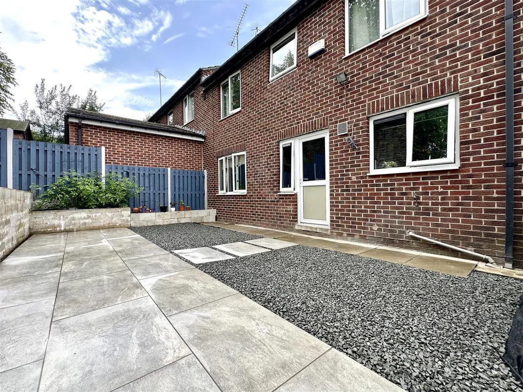 Gloucester Crescent, Sheffield, S10 2FZ