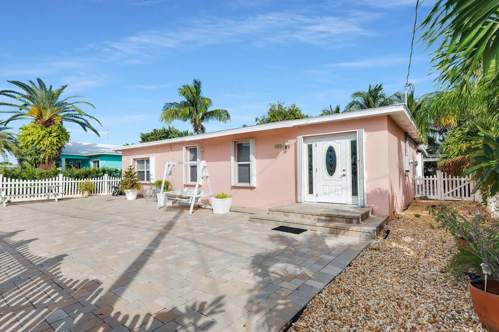 480 109th Street Ocean, Marathon, FL 33050