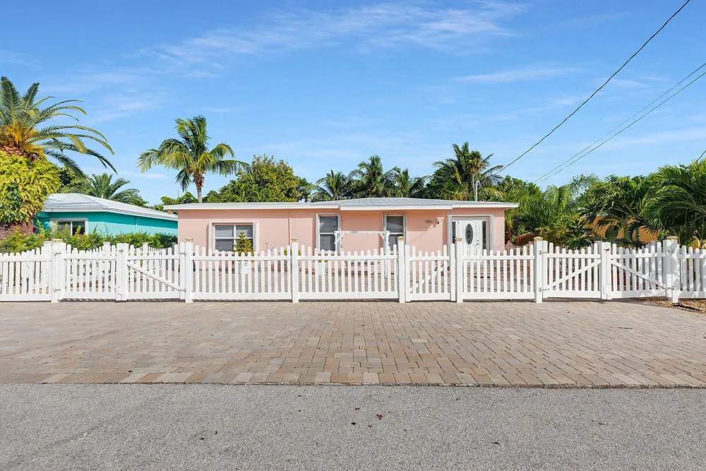 480 109th Street Ocean, Marathon, FL 33050