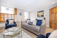 West Place, London, SW19 photo 4