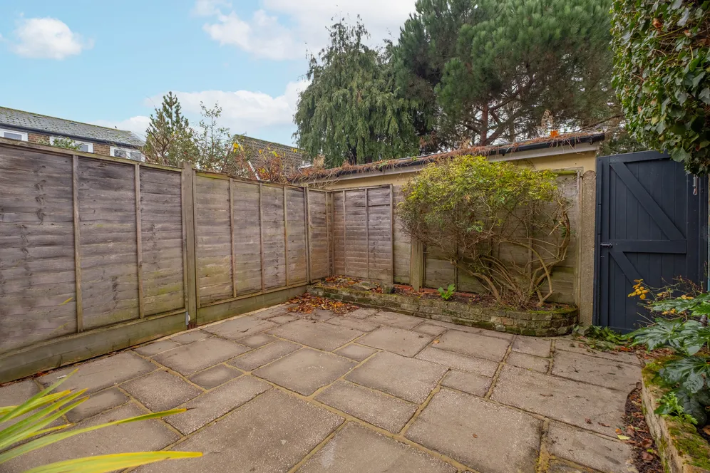 West Place, London, SW19 photo 6