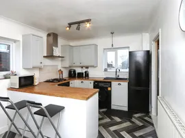 Cotleigh Close, Hackenthorpe, Sheffield thumb 3