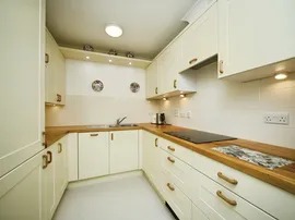 Kinglake Drive, Taunton thumb 3