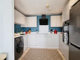Groombridge Avenue, Eastbourne thumb 3