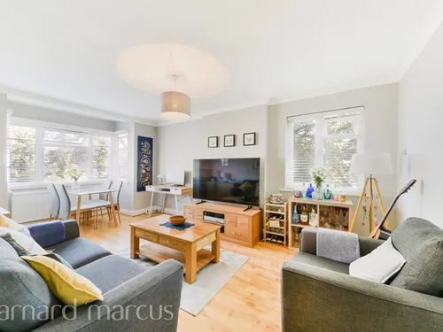 Hook Road, SURBITONphoto