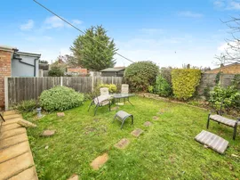 Lake Avenue, Clacton-On-Sea thumb 2