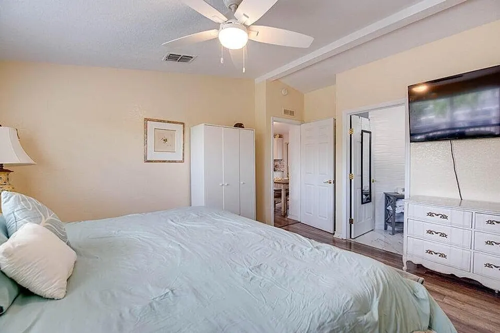 27376 Tobago Ln, Ramrod Key, FL 33042