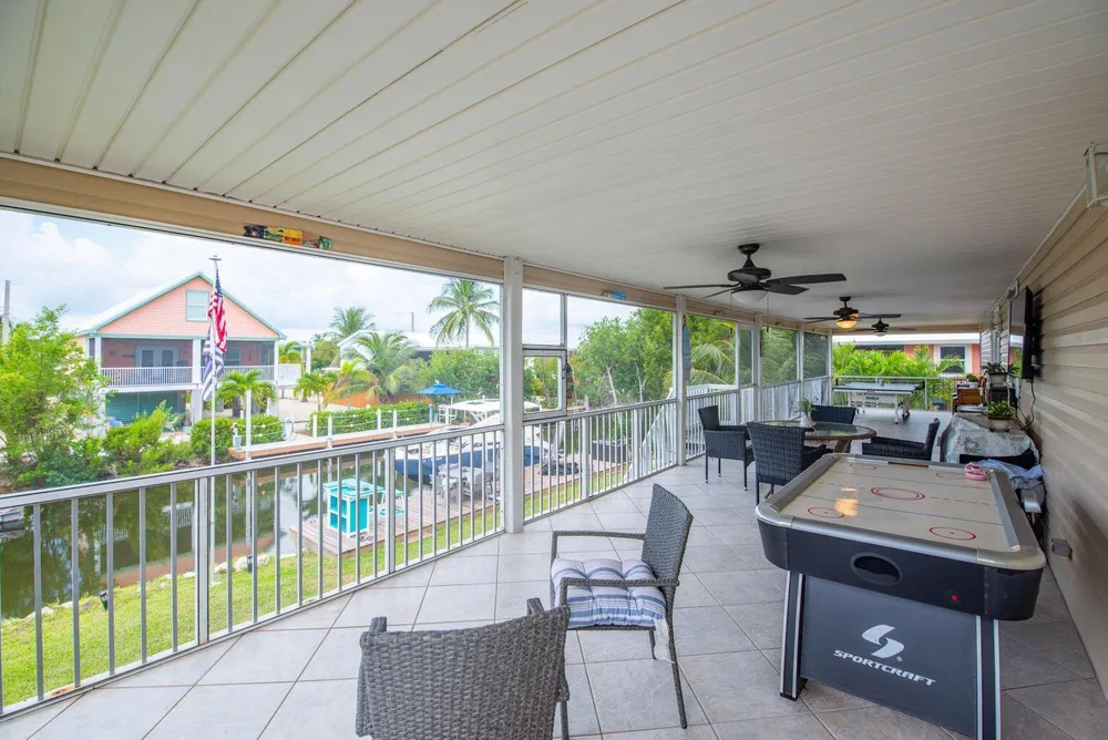 27376 Tobago Ln, Ramrod Key, FL 33042