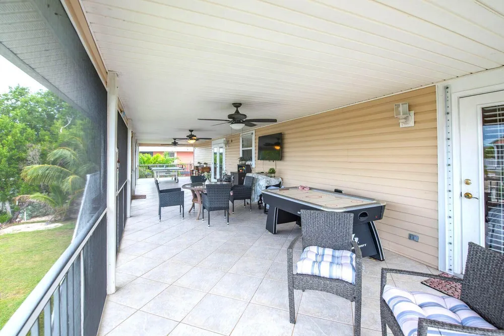 27376 Tobago Ln, Ramrod Key, FL 33042