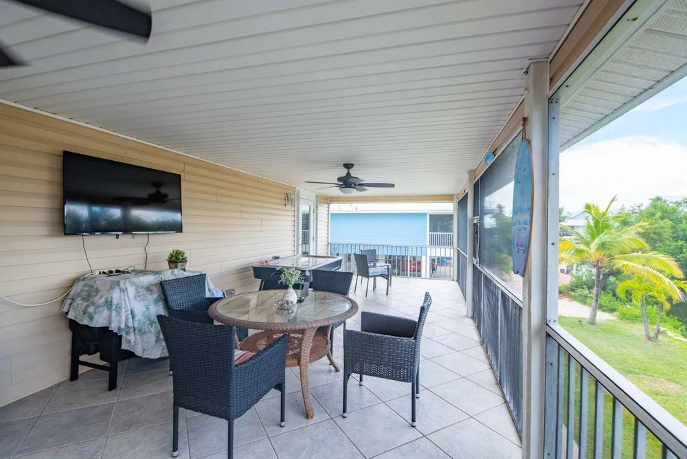 27376 Tobago Ln, Ramrod Key, FL 33042