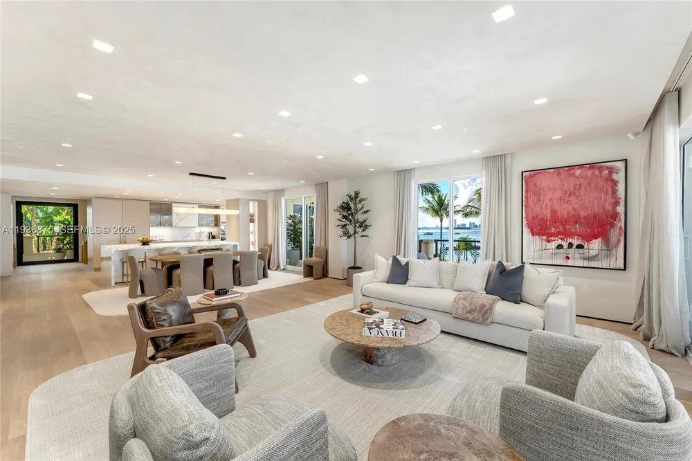 2521 Fisher Island Dr, Miami Beach, FL 33109
