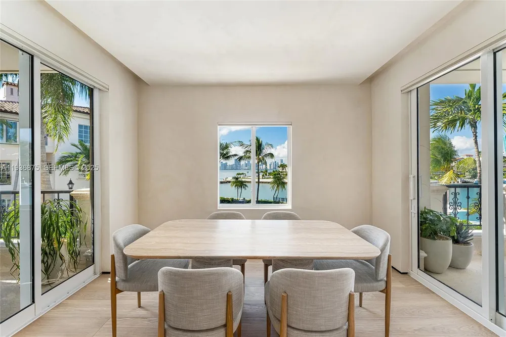 2521 Fisher Island Dr, Miami Beach, FL 33109