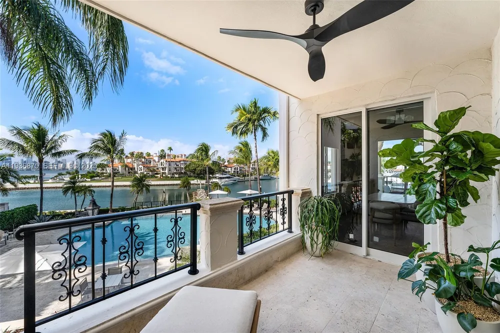 2521 Fisher Island Dr, Miami Beach, FL 33109