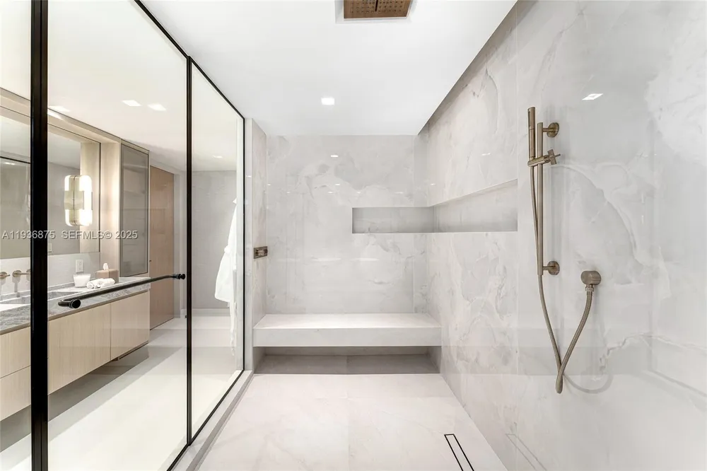 2521 Fisher Island Dr, Miami Beach, FL 33109