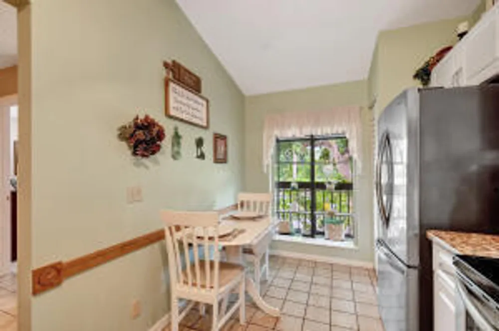 3352 Perimeter Dr, Greenacres, FL 33467