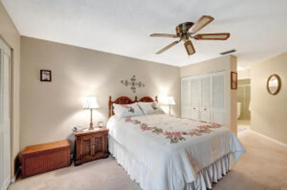 3352 Perimeter Dr, Greenacres, FL 33467