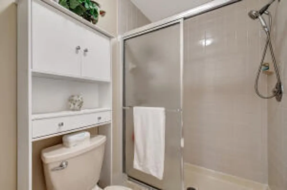 3352 Perimeter Dr, Greenacres, FL 33467
