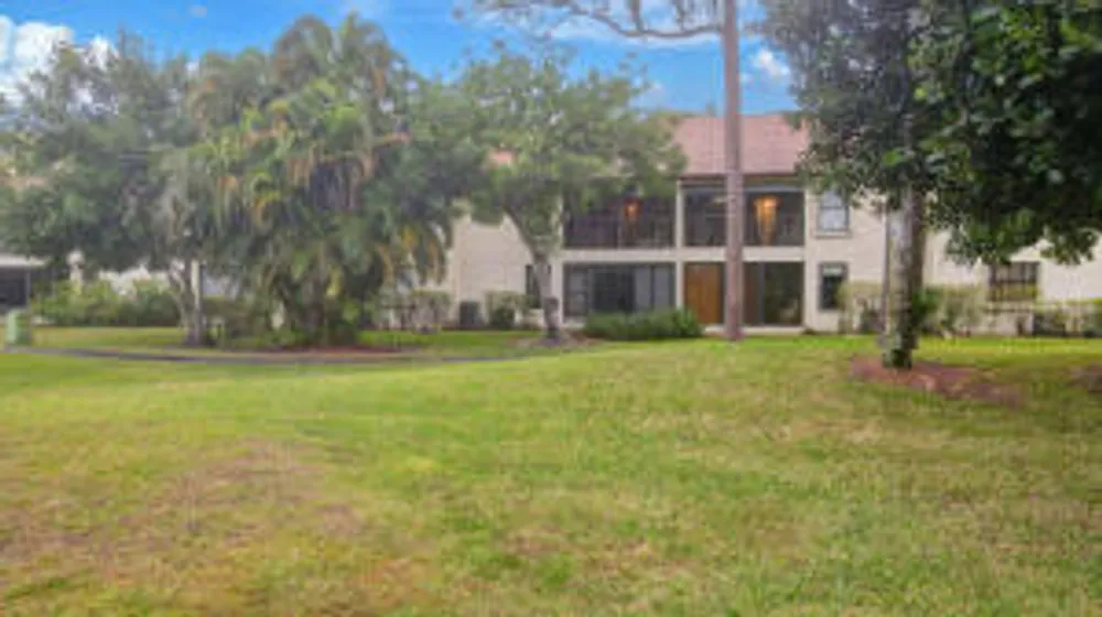 3352 Perimeter Dr, Greenacres, FL 33467