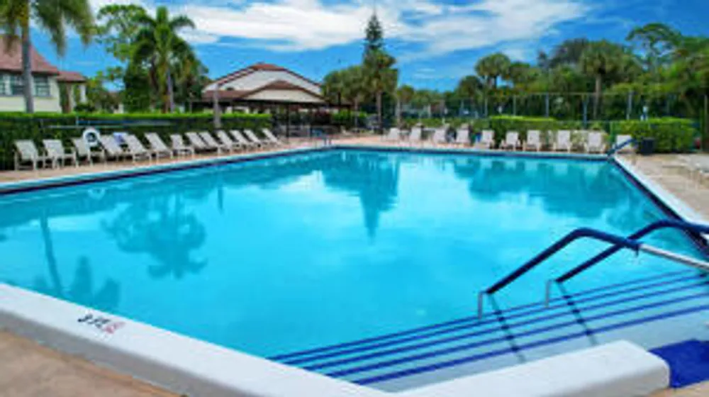 3352 Perimeter Dr, Greenacres, FL 33467