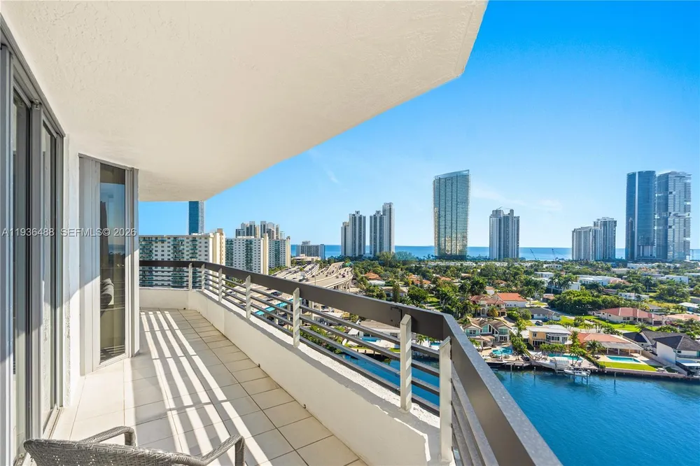 19195 NE 36th Ct, Aventura, FL 33180