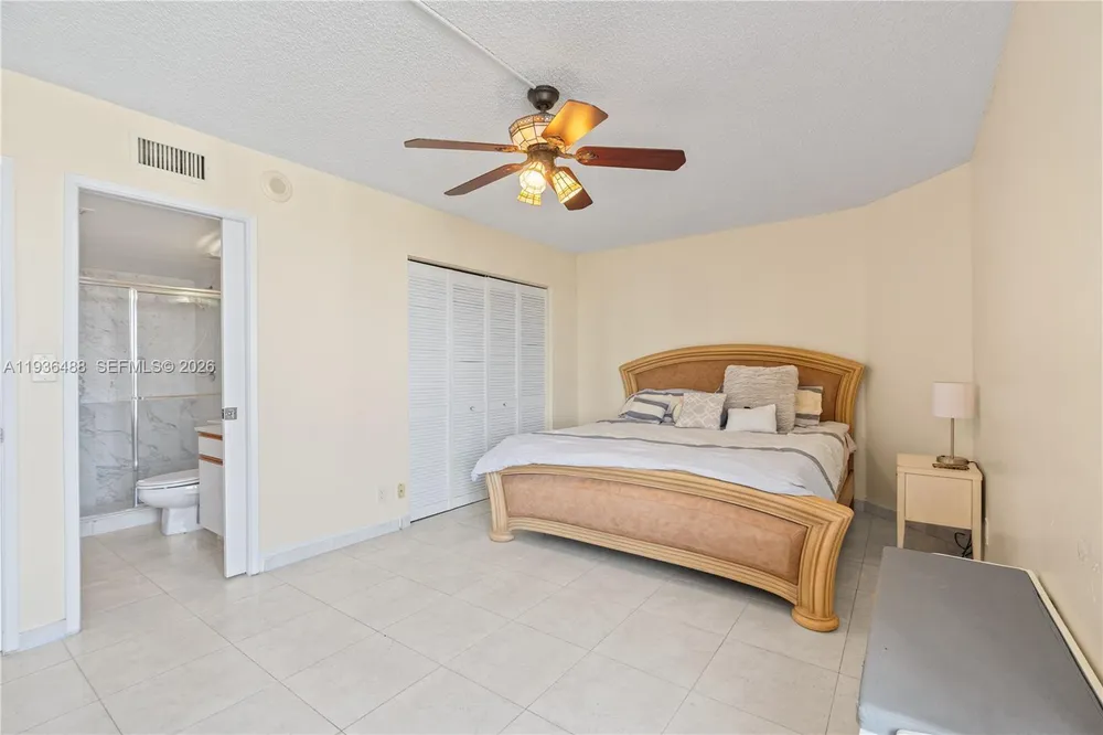 19195 NE 36th Ct, Aventura, FL 33180