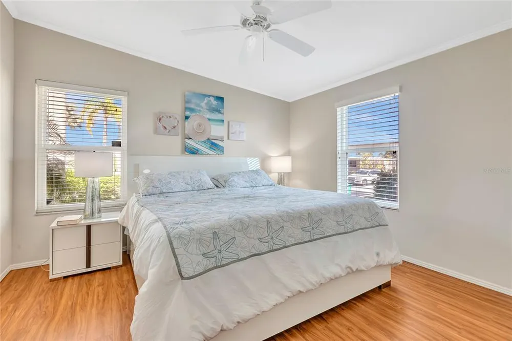 2100 Kings Hwy, Port Charlotte, FL 33980