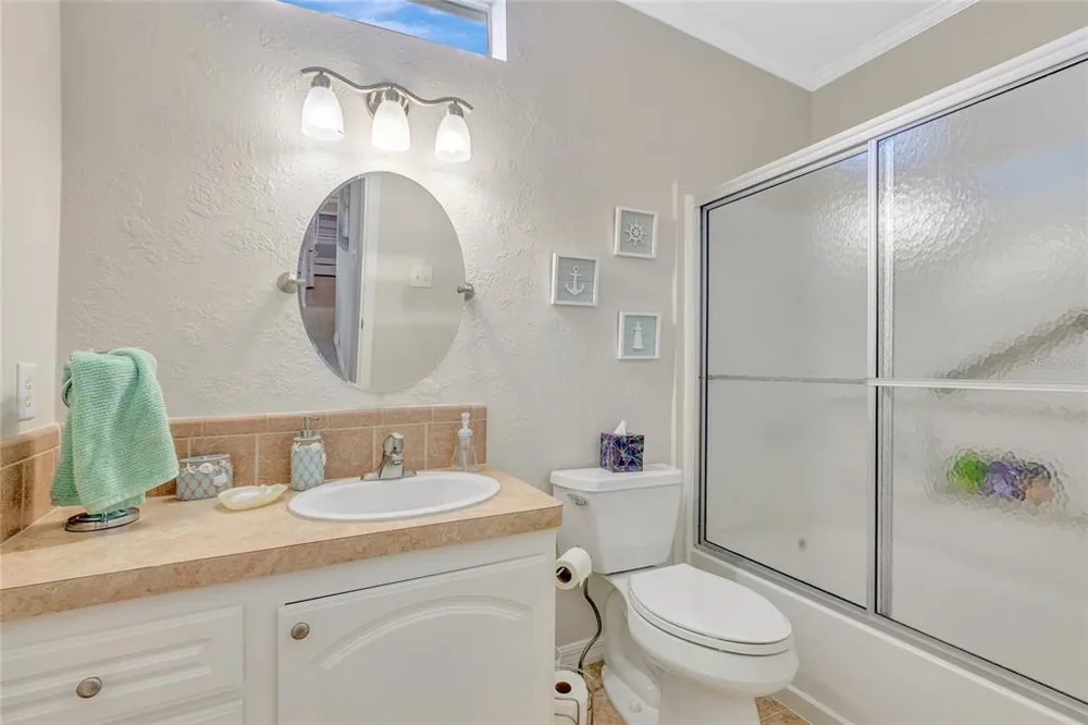 2100 Kings Hwy, Port Charlotte, FL 33980