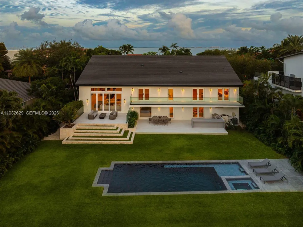 6970 Sunrise Dr, Coral Gables, FL 33133