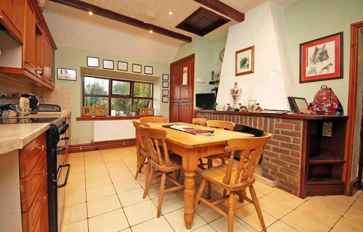 Rhostryfan, Caernarfon, Gwynedd, LL54