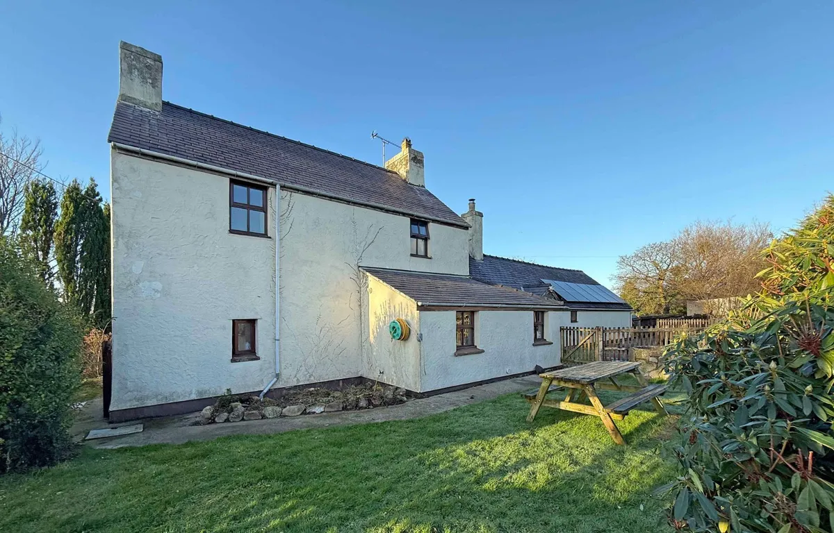 Rhostryfan, Caernarfon, Gwynedd, LL54