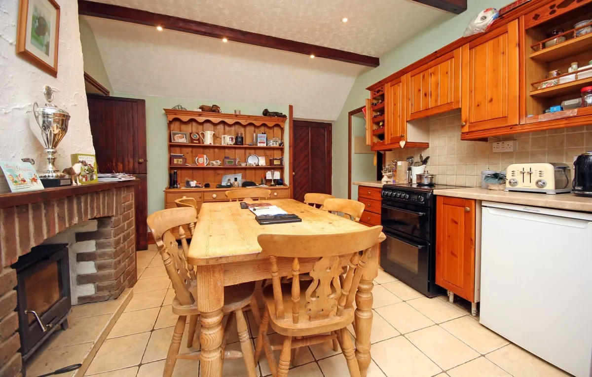 Rhostryfan, Caernarfon, Gwynedd, LL54