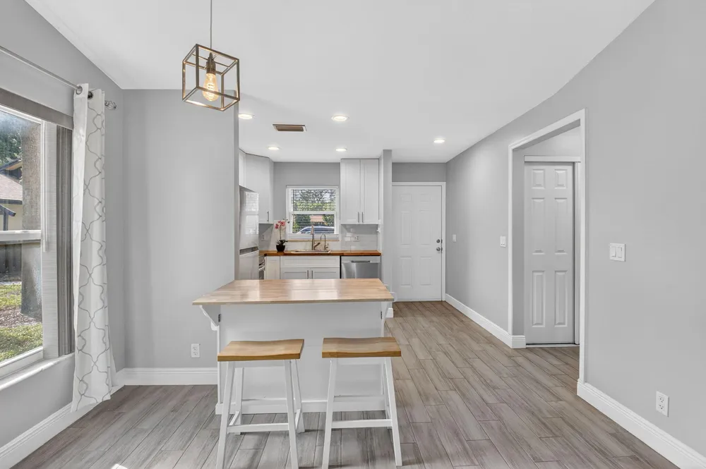 28 Via de Casas Norte, Boynton Beach, FL 33426