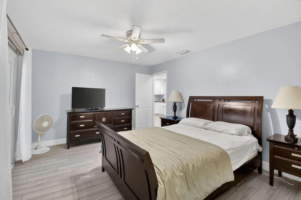 28 Via de Casas Norte, Boynton Beach, FL 33426
