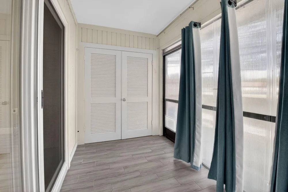 28 Via de Casas Norte, Boynton Beach, FL 33426