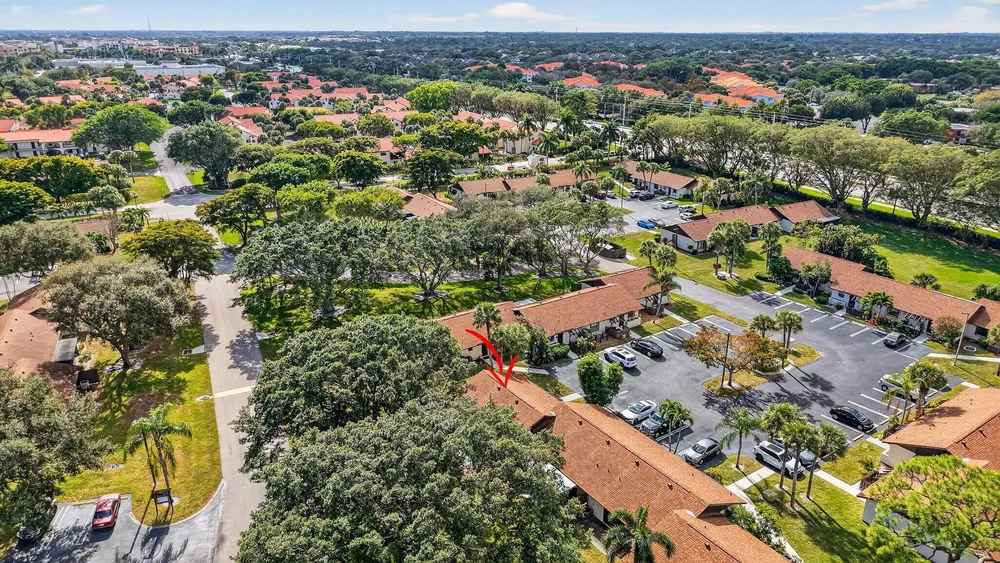 28 Via de Casas Norte, Boynton Beach, FL 33426