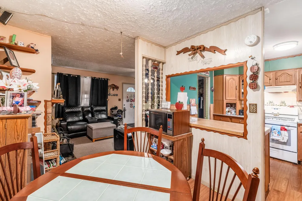 1646 Clyde Pl, Columbus, OH 43227