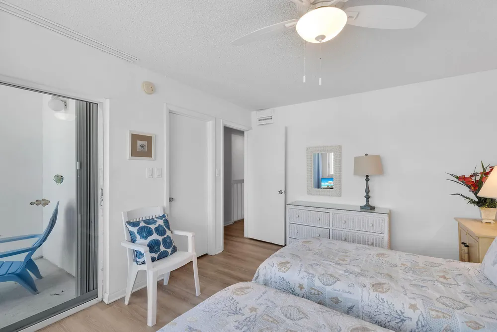 95 Coco Plum Dr, Marathon, FL 33050