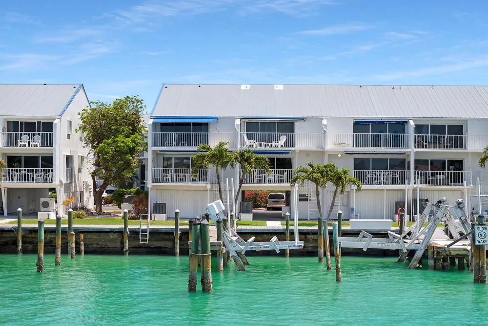 95 Coco Plum Dr, Marathon, FL 33050