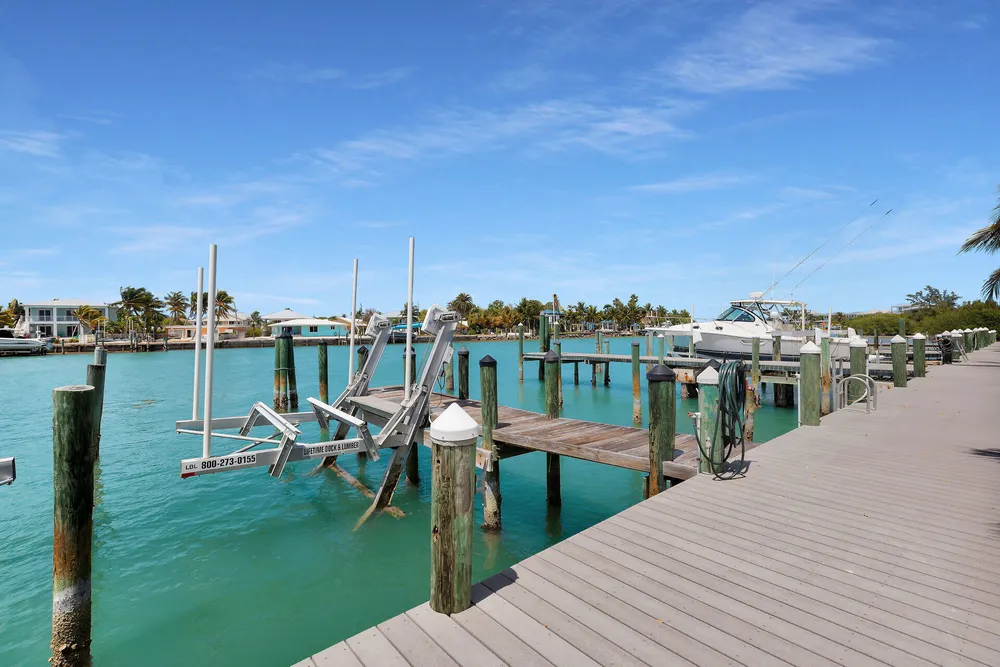 95 Coco Plum Dr, Marathon, FL 33050